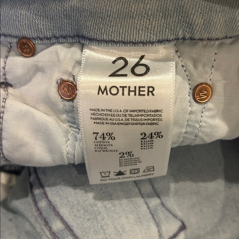 Mother Denim- The Looker - size 26
Wash: El Hombre Impossible - Picture 8 of 9
